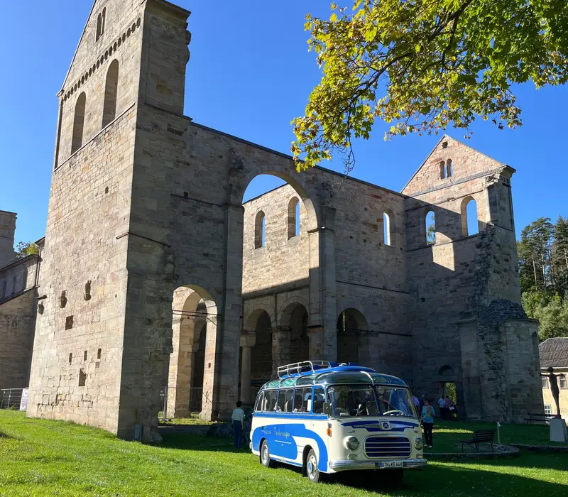 Mit dem Nostalgiebus ins Blaue