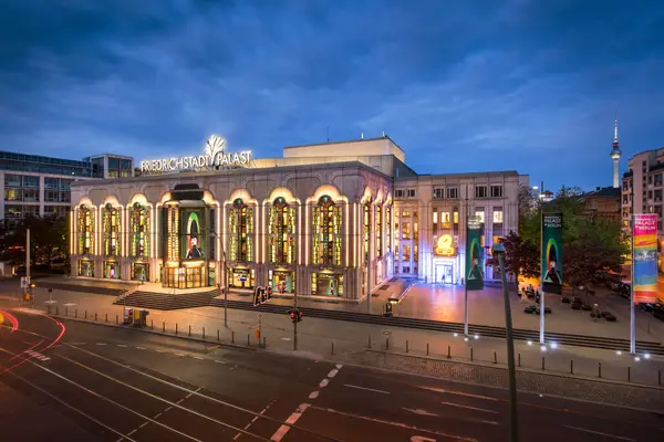 Berlin mit Friedrichstadtpalast